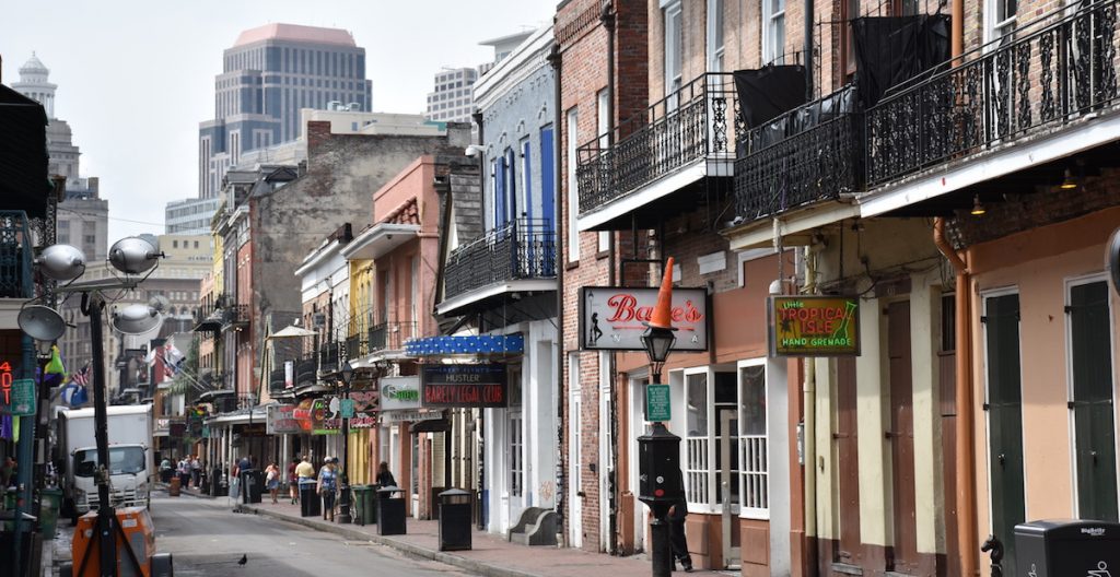 Bourbon_Street,_New_Orleans_from_St_Louis_Street_2